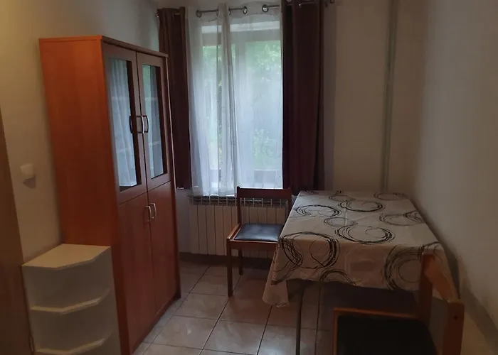 アパート With One Room-lucia *